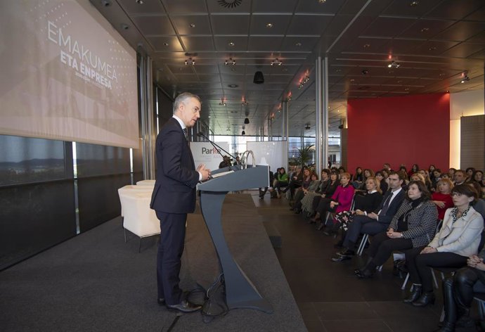 El lehendakari, Iñigo Urkullu, en Miñano (Álava) en un acto sobre mujer y empresa