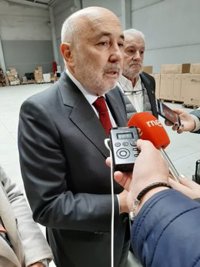 El delegado del Gobierno insta a Casado a que pida "perdón" a los trabajadores de Alcoa en su visita