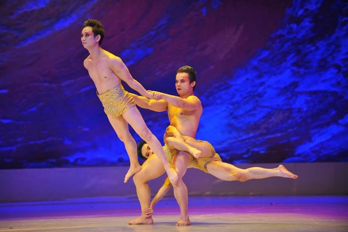 Gran Circo Acrobático Nacional de China.