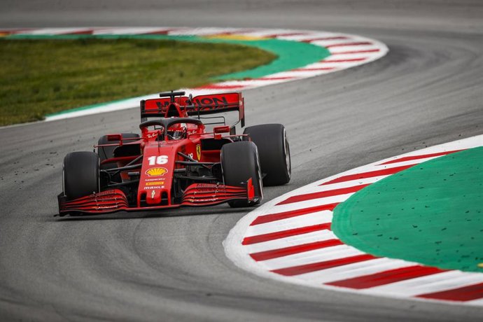  Charles Leclerc rodando con Ferrari