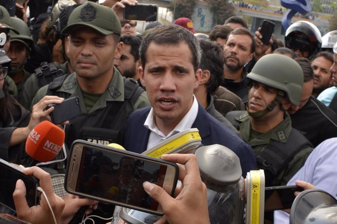 El autoproclamado "presidente encargado" de Venezuela, Juan Guaidó