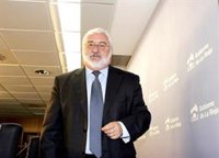 El Fiscal rebaja de cinco años y nueve meses a seis meses de cárcel la petición de pena para Muñoz