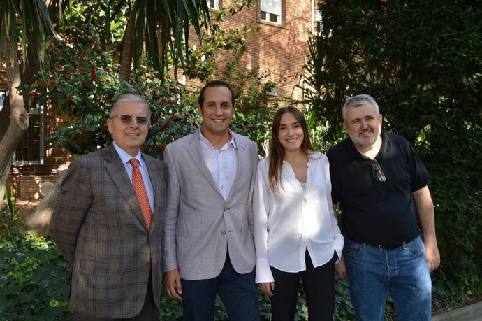 Los cuatro cofundadores de Aortyx: Vicen Riambau, Jordi Martorell, Noemí Bal y Salvador Borrós