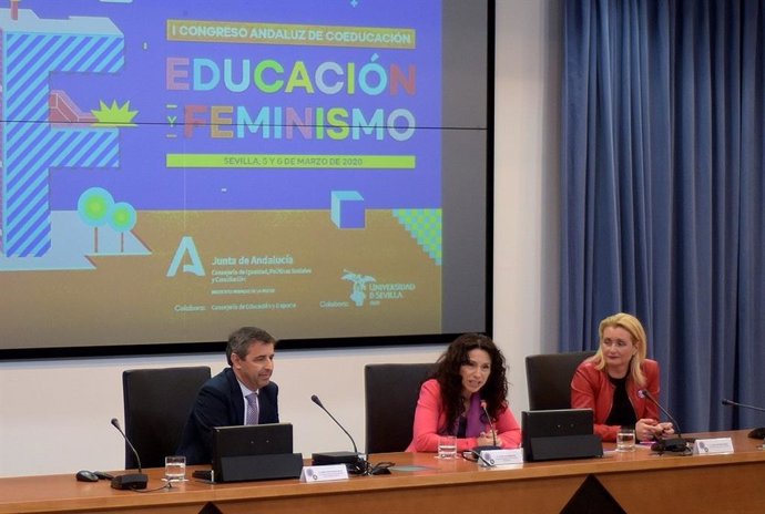 La consejera de Igualdad, Rocío Ruiz, este jueves en la inauguración del I Congreso Andaluz de Coeducación.