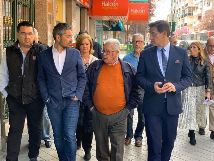 Visita del Ayuntamiento de Granada al Zaidín