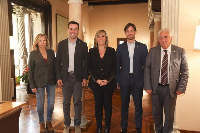 Reunión de la ACM con la presidenta de la Diputación de Barcelona, Núria Marín