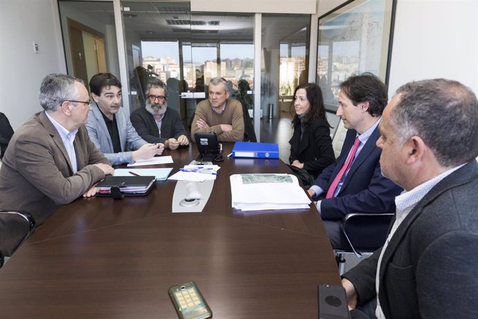 Reunión Gobierno de Cantabria, CHGC y alcaldes del Saja