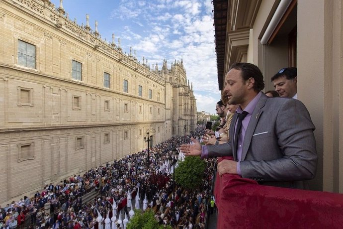 COMUNICADO: Saimaza sortea balcones para disfrutar de la Semana Santa sevillana