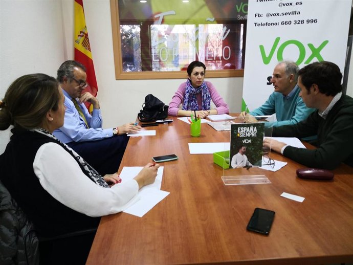 Primera reunión de la gestora de Vox Sevilla