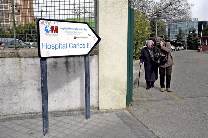 Imágenes del Hospital Carlos III de Madrid donde se encuentran ingresados pacientes por coronavirus