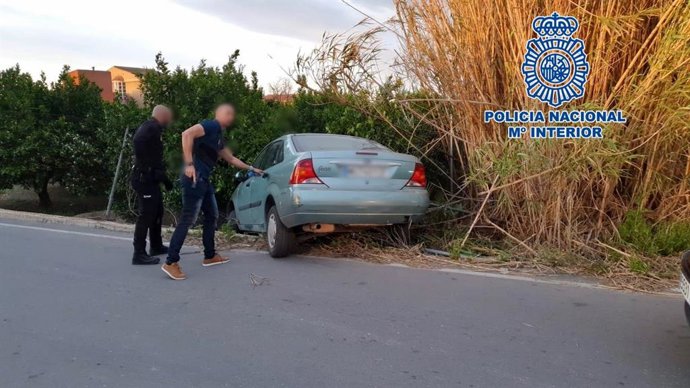 Detenidos tras una persecución por toda Murcia dos jóvenes que huyeron de la policía con un coche robado