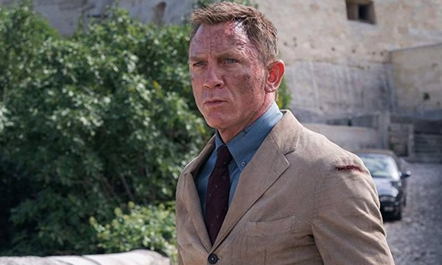 Daniel Craig como James Bond en Sin tiempo para morir
