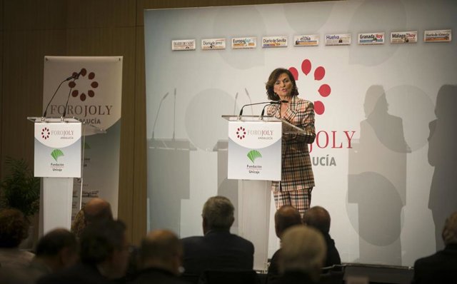 Vicepresidenta primera del Gobierno, ministra de la Presidencia, Relaciones con las Cortes y Memoria Democrática, Carmen Calvo, durante su participación en un desayuno-coloquio de 'Foro Joly Andalucía'. En Sevilla.