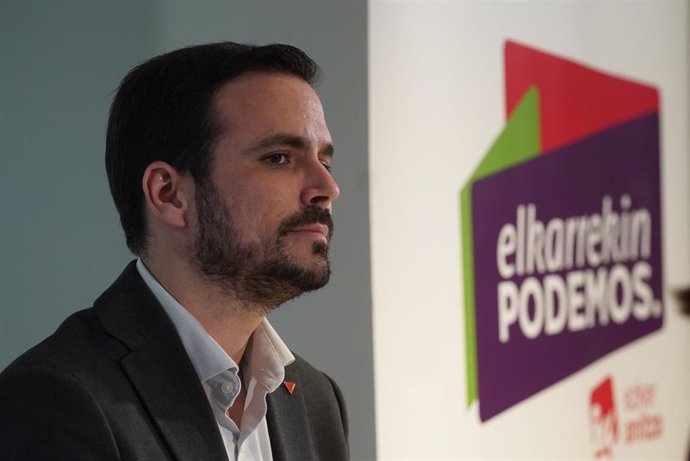El ministro de Consumo, Alberto Garzón, durante el acto de la coalición de Elkarrekin Podemos-IU en Bilbao, a 6 de marzo de 2020.