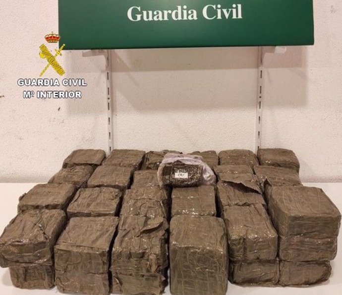 Imatge de la droga comissada a la Jonquera. Foto publicada el 6 de mar del 2020 (horitzontal)