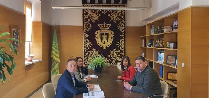 David de la Encina con el alcalde de Espera