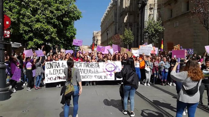 Sindicato de Estudiantes convoca en Andalucía maniestaciones contra el pin parental