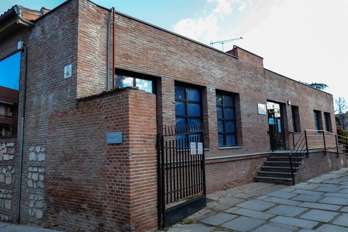 Entrada del casal d'avis de Valdemoro on anava un home que ha mort amb coronavirus i almenys 16 usuaris han donat positiu, Madrid (Espanya), 6 de mar del 2020.