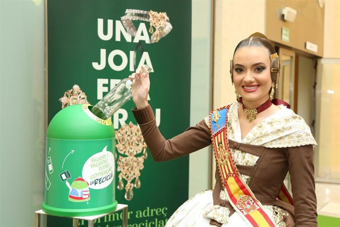 La Fallera Mayor en La Recicl