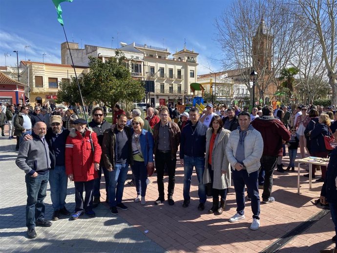 El coordinador general de IU Andalucía y portavoz de Adelante Andalucía, Toni Valero, en Peñarroya-Pueblonuevo (Córdoba) en la concentración 'Por el futuro del Guadiato'