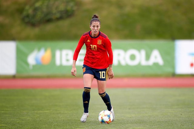 Jenni Hermoso, en un partido con la selección española.