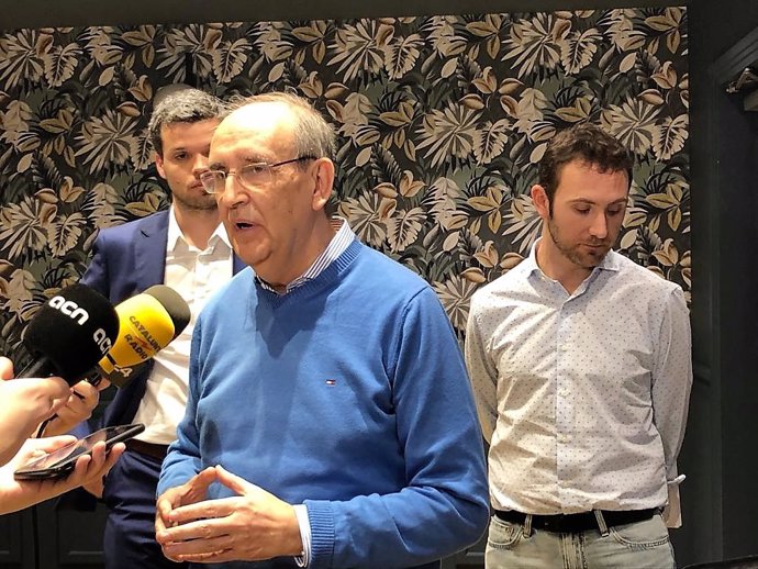 Antoni Garrell, Adri Aldom i Oriol Puig (El País de Dem) anuncien, el 7 de mar del 2020 a Barcelona, que aniran a les eleccions catalanes