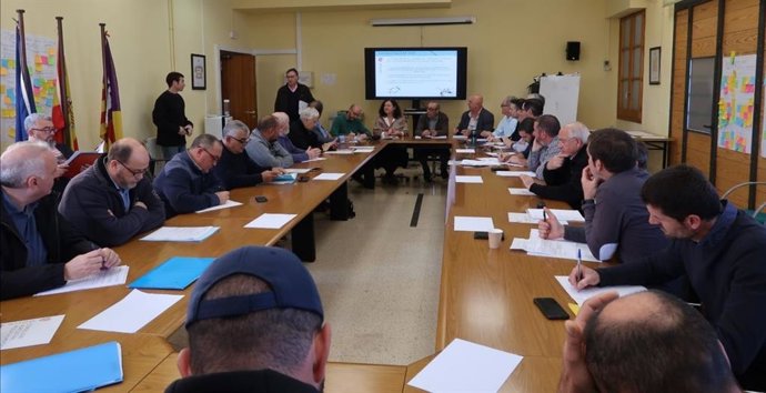 Pesca propone que el descanso semanal de la flota artesanal en aguas exteriores 