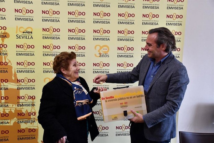 Recogida de llaves de la permuta de viviendas