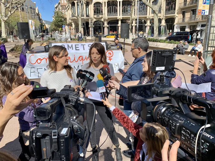 Periodistas se concentran en Barcelona por el Día Internacional de la Mujer