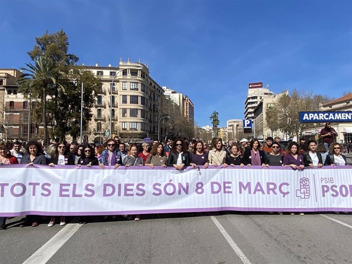 Los socialistas han participado de la manifestación del 8M en Palma.