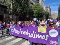 Podemos sale a la calle frente a un Gobierno regional "que tiene a las mujeres en el punto de mira de sus ataques"