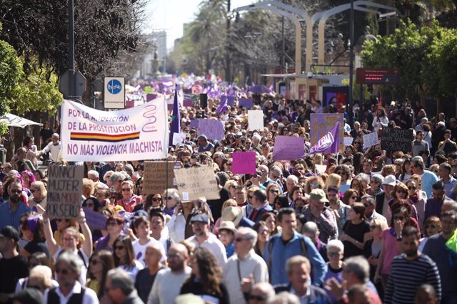 Manifestación por el 8M en Sevilla