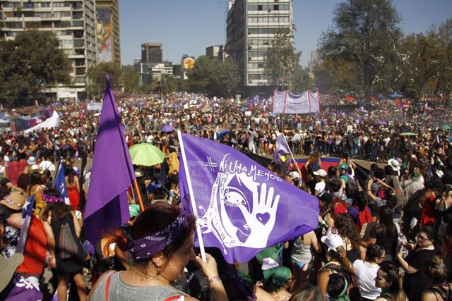 8M.- Dos millones de asistentes en la manifestación del 8 de Marzo en Santiago d