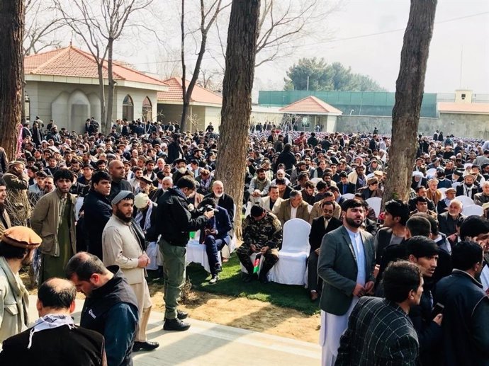 Afganistán.- Ghani y Abdulá aplazan sus actos de toma de posesión en Kabul mient