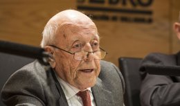 Jiménez Lozano en la Villa del Libro. Archivo