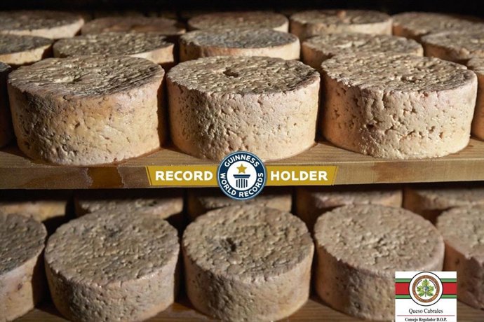 Queso Cabrales con Denominación de Origen.