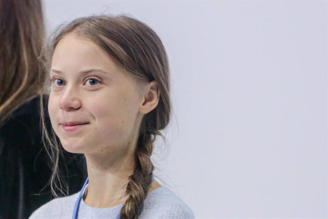 Greta Thunberg asiste a una rueda de prensa junto a otros jóvenes activistas climáticos en la Cumbre del Clima, en Madrid (España) a 9 de diciembre de 2019.
