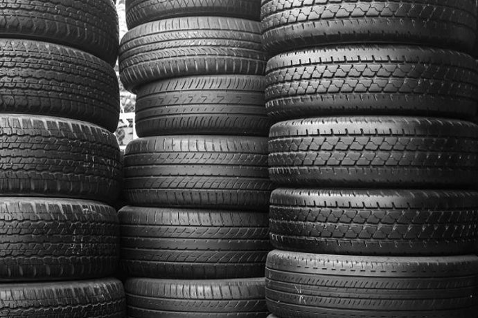 Neumáticos de automóvil