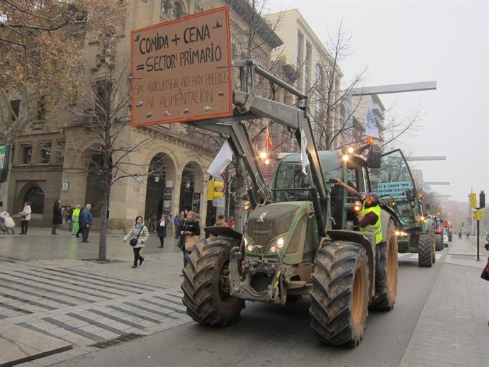En 2018 hubo otra tractorada reivindicativa de los agricultores en la capital aragonesa.