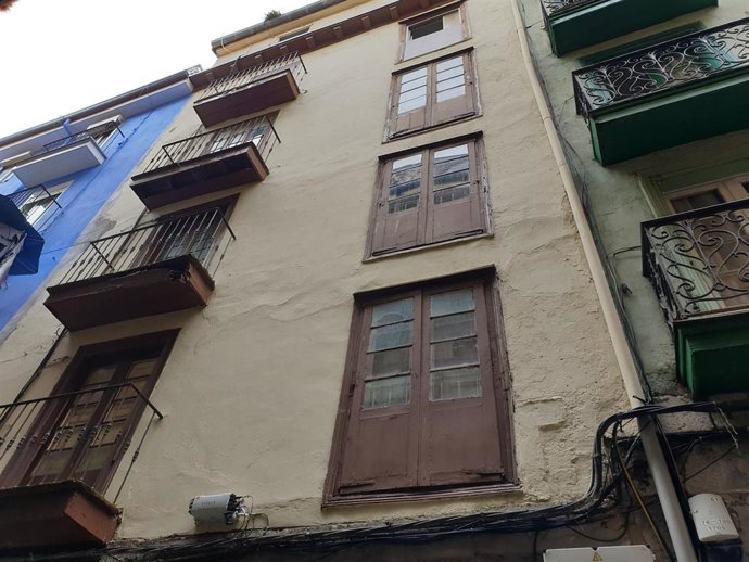 Edificio del Obispado donde se construirá el albergue de peregrinos de Santander