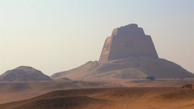 Imagen de la serie documental 'El misterio de las pirámides'