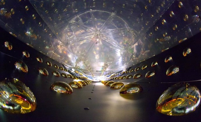 Neutrinos, fuente potencial de tecnofirmas de civilizaciones estelares