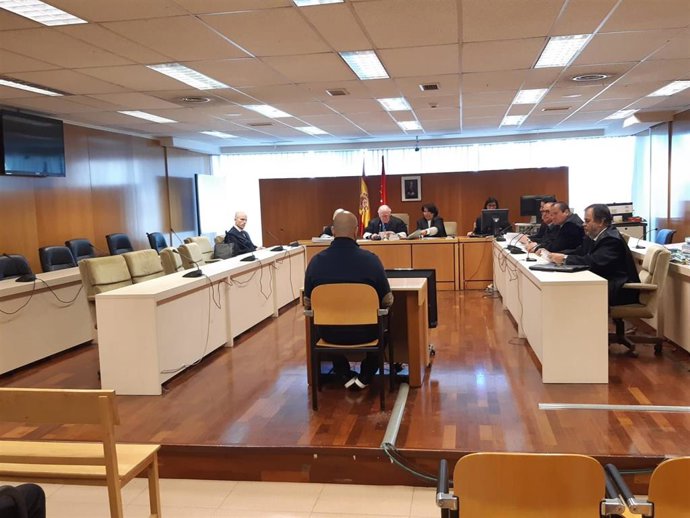 Juicio al falso broker Jorge Lozano Belver, implicado en varias estafas a personajes famosos, en la Audiencia Provincial de Madrid
