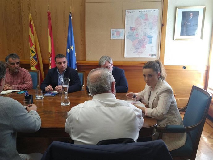 Maru Diaz en su reunión con el sector del taxi.