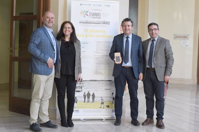 La Rinconada (Sevilla) recibe uno de los premios de la red 'Ciudades que Caminan'.