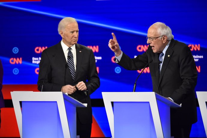 EEUU.- Biden se sitúa a 24 puntos porcentuales de Sanders en las primarias de Mí