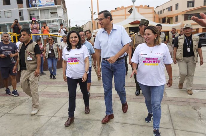 El presidente de Perú, Martín Vizcarra, en un acto por el Día Internacional de la Mujer