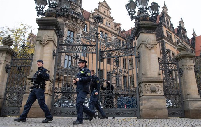 Policía de Alemania tras el robo de joyas en la Bóveda Verde del palacio de Dresde