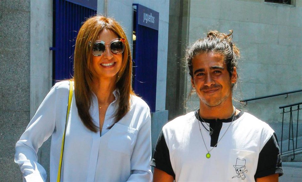 Mariló Montero y su hijo Alberto Herrera Montero