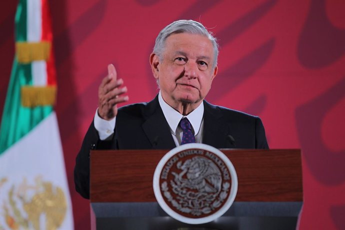 México.- López Obrador felicita a las mujeres que fueron al 8M y destaca el resp
